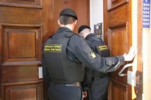 Могут ли арестовать судебные приставы совместную собственность