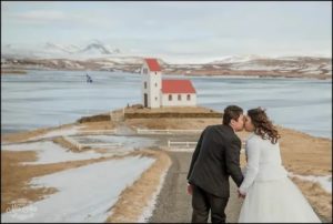 Поехать в исландию жениться