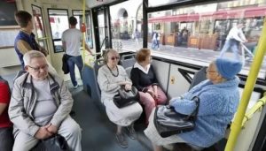Новые льготные условия проезда пенсионеров в транспорте в 2020 году закон