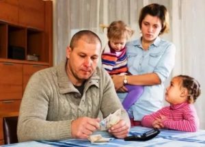 Помощь малоимущим семьям в 2020 в санкт петербурге