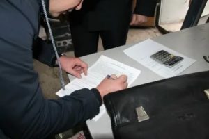 Как законно уберечь наследуемое имущество от ареста судебными приставами?