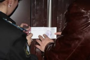 В Каком Случае Приставы Могут Опечатать Квартиру