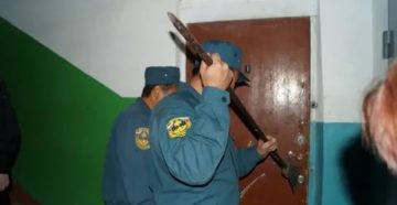 В Каком Случае Судебный Пристав Исполнитель Вправе Вынести Постановление На Вскрытие Дверей Квартиры Должника