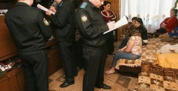 Может ли судебный пристав арестовать имущество как совместно нажитое или только по решению суда