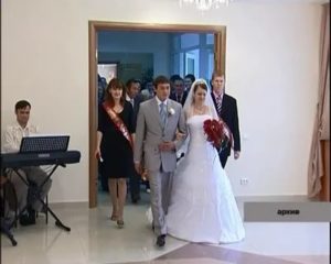 Можно ли подать заявление в загс за полгода до свадьбы 2020